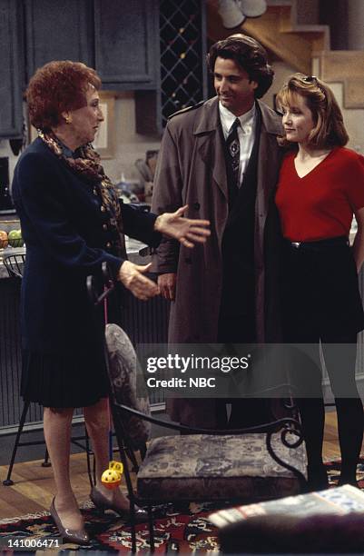 Caroline and the Opera" Episode 7 -- Aired 11/9/95 -- Pictured: Jean Stapleton as Aunt Mary Kosky, Eric Lutes as Del Cassidy, Lea Thompson as...