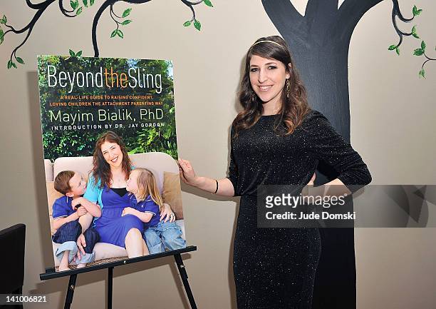 Mayim Bialik attends Mayim Bialik's "Beyond the Sling" book release party at Cafe Blossom on March 8, 2012 in New York City.