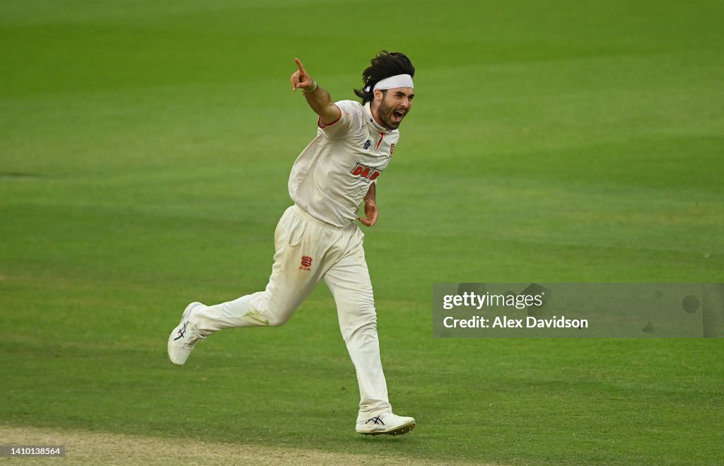 Surrey v Essex - LV= Insurance County Championship