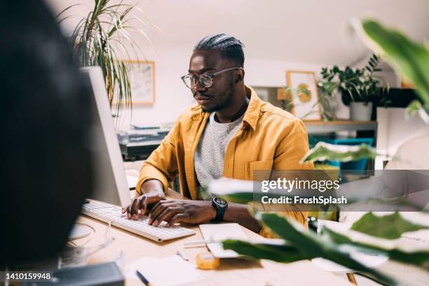 Man Computer Yellow 3,781 Yellow Man Laptop Stock Photos, High-Res Pictures, and Images ...