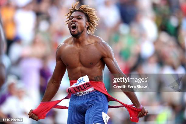 Noah Lyles of Team United States celebrates winning gold in the Men's 200m Final on day seven of the World Athletics Championships Oregon22 at...