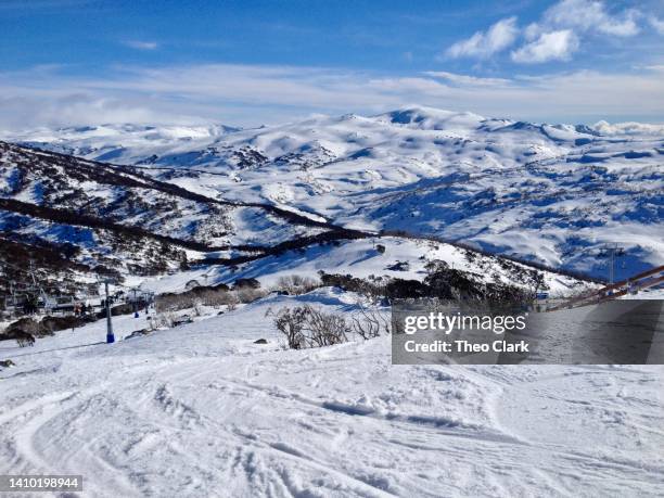 the kosciusko main range seen from guthega ski resort - winter skiing australia stock pictures, royalty-free photos & images