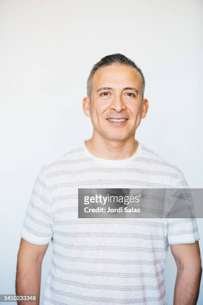 portrait of mid adult man - mid adult men stock pictures, royalty-free photos & images