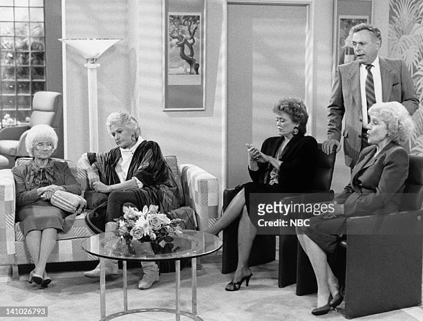 Three on a Couch" Episode 3 -- Pictured: Estelle Getty as Sophia Petrillo, Bea Arthur as Dorothy Petrillo Zbornak, Rue McClanahan as Blanche...