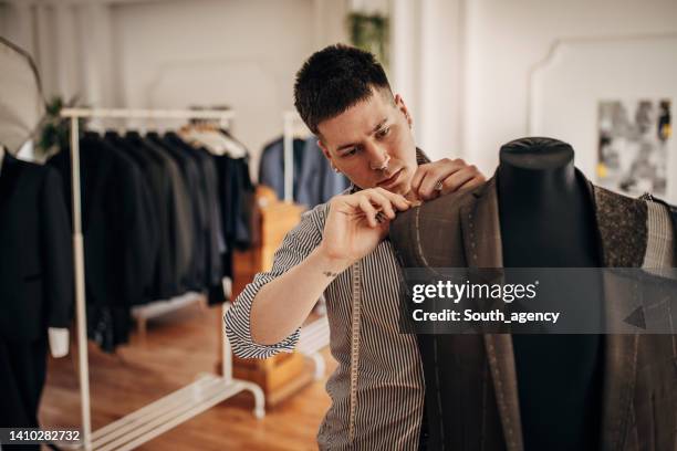 male fashion designer - tailor stock pictures, royalty-free photos & images