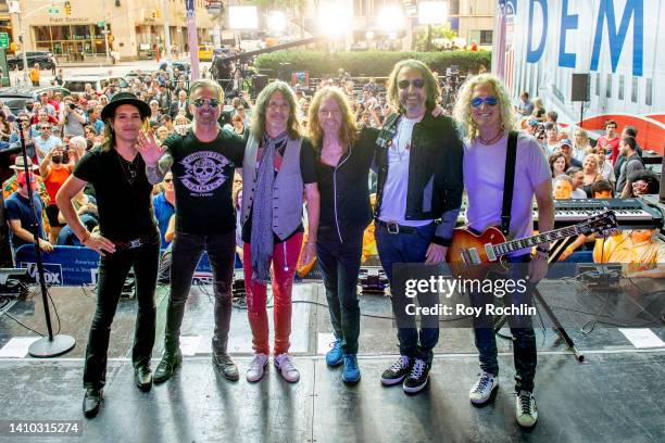 Luis Maldonado, Chris Frazier, Kelly Hansen, Jeff Pilsonon, Paul Mirkovichon and Bruce Watson on stage as the band Foreigner performs on the "Fox &...