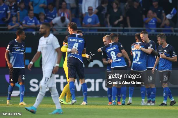 Players of Darmstadt celebrate victory after the Second Bundesliga match between SV Darmstadt 98 and SV Sandhausen at Merck-Stadion am Boellenfalltor...