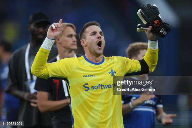 Marcel Schuhen of Darmstadt celebrates victory after the Second Bundesliga match between SV Darmstadt 98 and SV Sandhausen at Merck-Stadion am...