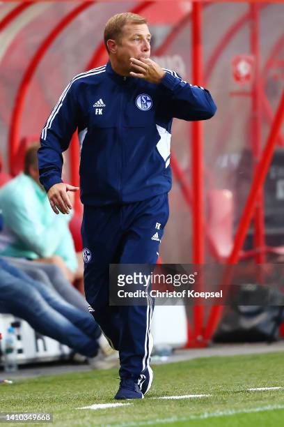 Head coach Frank Kramer of Schalke reacts during the Pre-Season friendly match between Twente Enschede and FC Schalke 04 at De Grolsch Veste Stadium...