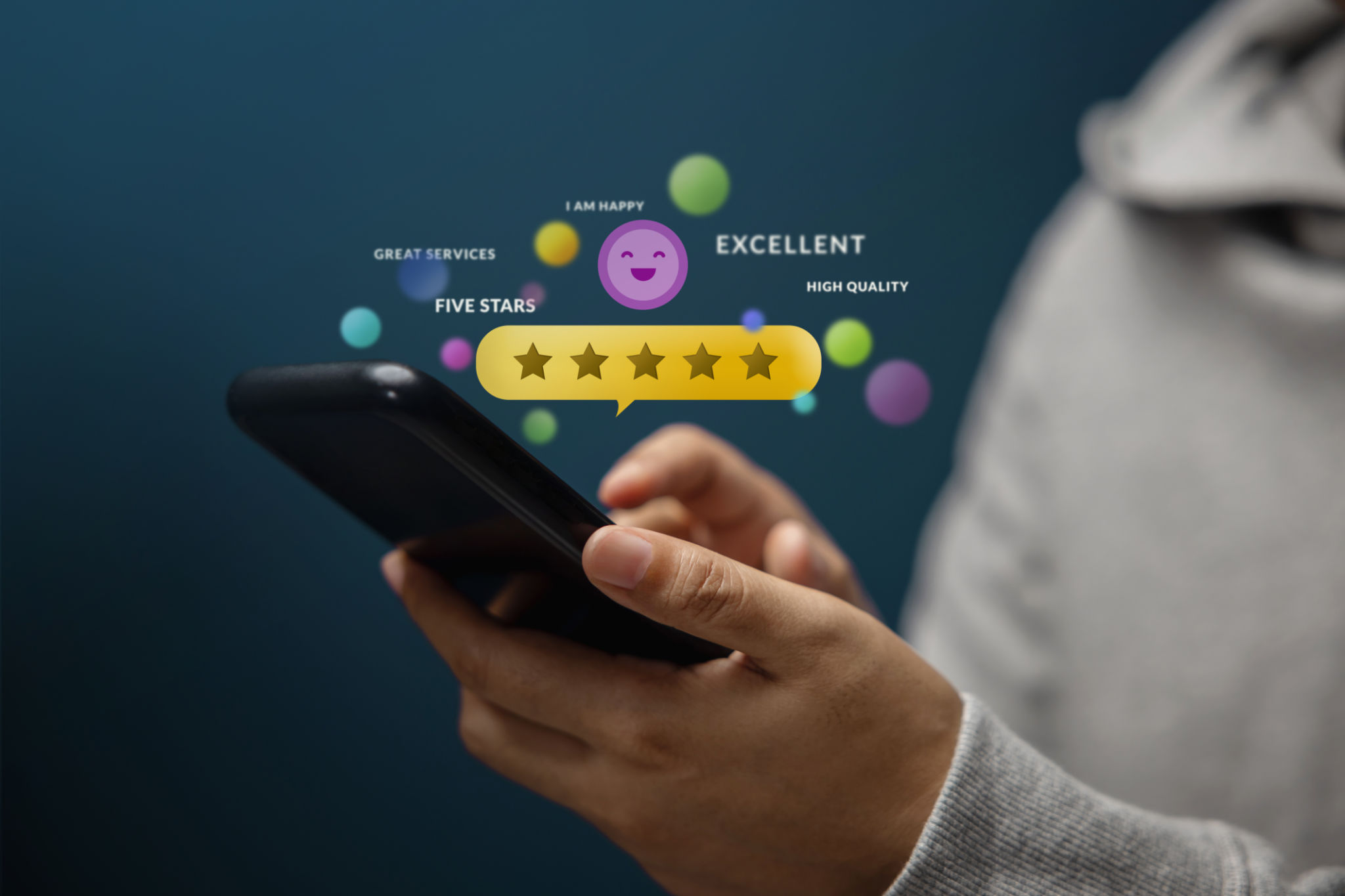 people reading reviews