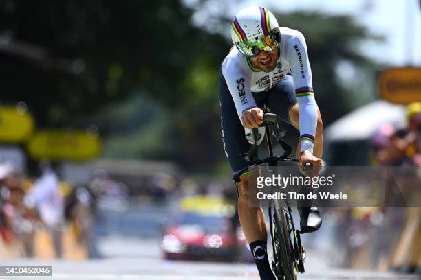 Filippo Ganna of Italy and Team INEOS Grenadiers crosses the finish line during the 109th Tour de France 2022, Stage 20 a 40,7km individual time...