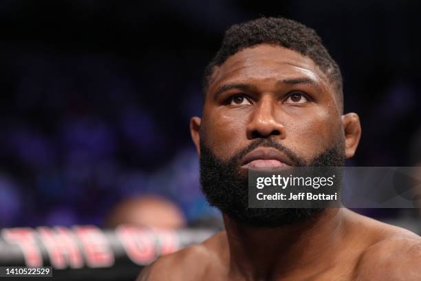 Curtis Blaydes prepares to fight Tom Aspinall of England in a heavyweight fight during the UFC Fight Night event at O2 Arena on July 23, 2022 in...