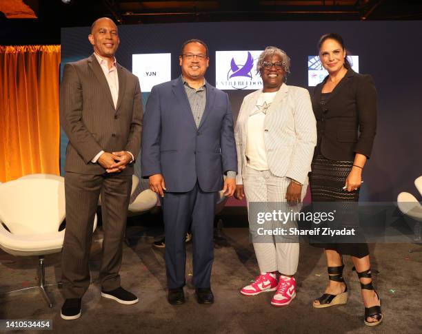 Hakeem Jeffries, Keith Ellison, Satana Deberry and Soledad O'Brien pose for a photo together during Level of Justice panel discussion as United...