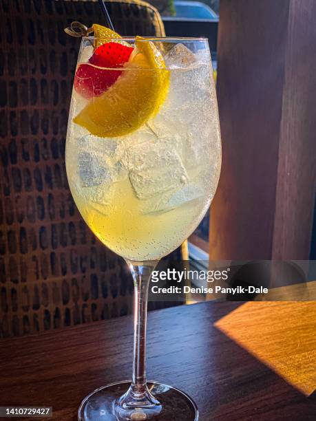 freshly made citrus cocktail - panyik-dale stock pictures, royalty-free photos & images