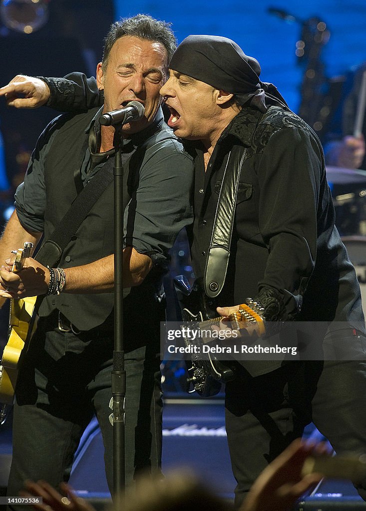 SiriusXM Celebrates 10 Years Of Satellite Radio With A Concert By Bruce Springsteen & The E Street Band - Show