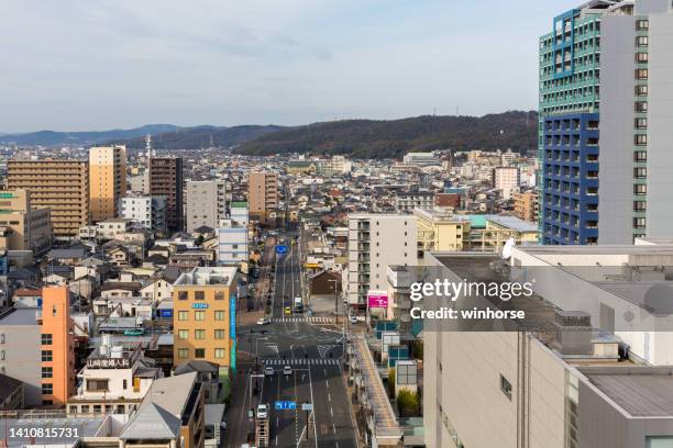 paesaggio urbano di okayama in giappone - prefettura di okayama foto e immagini stock