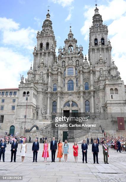 General view as Princess Leonor of Spain, King Felipe VI of Spain, Queen Letizia of Spain, Princess Sofia of Spain and dignitaries pose as they...