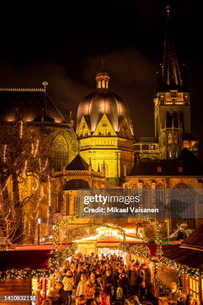 christmas market in aachen - aachen stock pictures, royalty-free photos & images