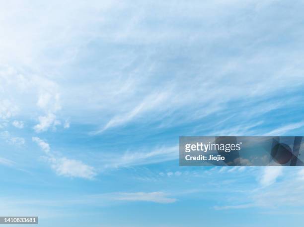 cloud sky - 巻雲 ストックフォトと画像