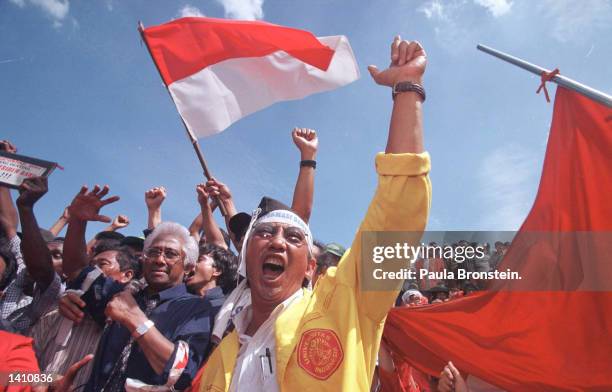 Muhammad Rais Jakarta Riots 1998 Photos and Premium High Res Pictures - Getty Images