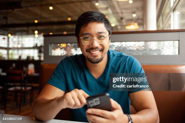 menu en ligne - snack bar photos et images de collection