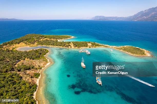 daily boat trip. blue voyage. boat tour. sedir island ula, muğla, turkey. - turkey stockfoto's en -beelden