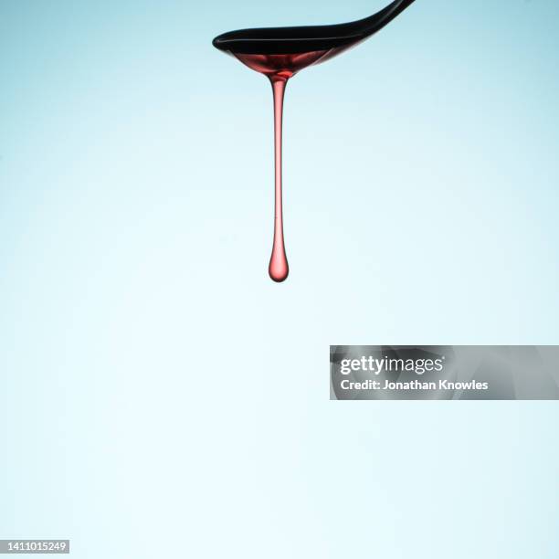Goop Liquid Texture Clear Goop Photos and Premium High Res Pictures - Getty Images