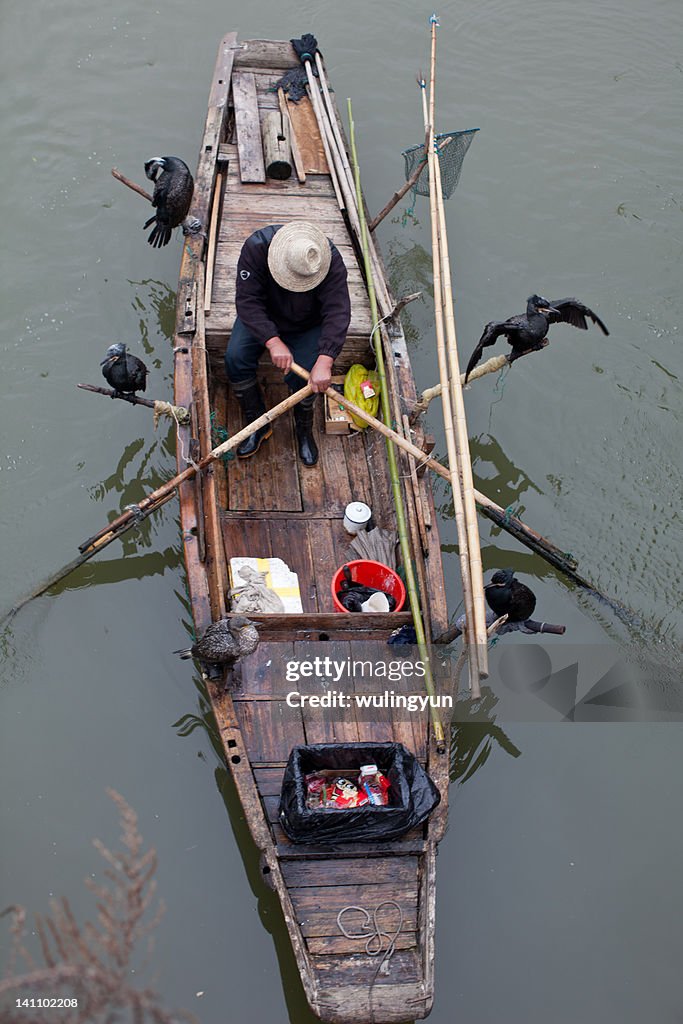 Chinese Fish Hawk Boat High-Res Stock Photo - Getty Images