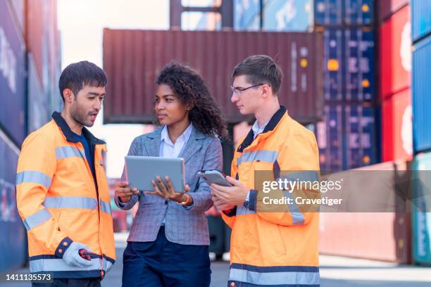 Work Control Coordinator Warehouse Coordinator Photos and Premium High Res Pictures - Getty Images