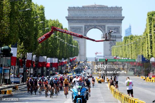Illustration of the pack on the Champs-Elysees avenue during Stage 1 of the 1st Tour de France Femmes 2022, a 82 km stage from Paris Tour Eiffel to...