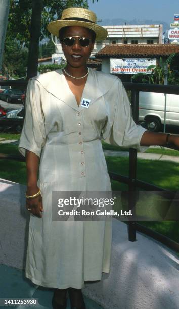 American actor Alfre Woodard attends the third annual IFP-West Independent Spirit Awards at Rosalie's, Los Angeles, California, April 9, 1988.