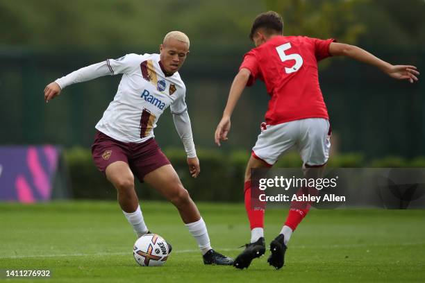 Roy-Keane Avontuur of Stellenbosch FC is challenged by Ben Hammonds of Nottingham Forest during the Nottingham Forest v Stellenbosch FC - Next Gen...