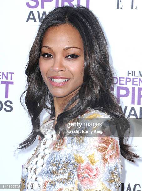 Actress Zoe Saldana arrives at the 2012 Film Independent Spirit Awards at Santa Monica Pier on February 25, 2012 in Santa Monica, California.