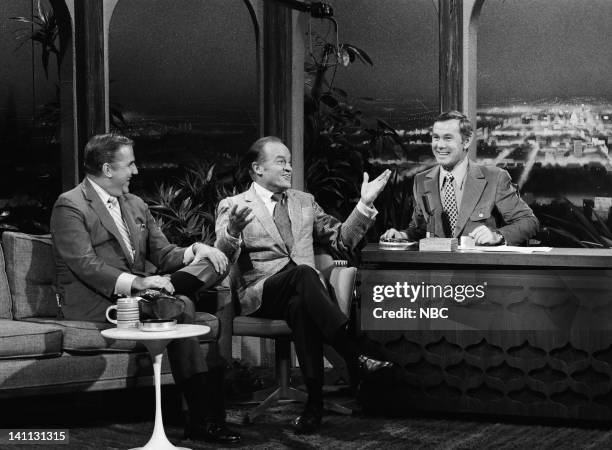 Bob Hope Dean Martin George Gobel On Johnny Carson Bob Bailey Actor Photos and Premium High Res Pictures - Getty Images