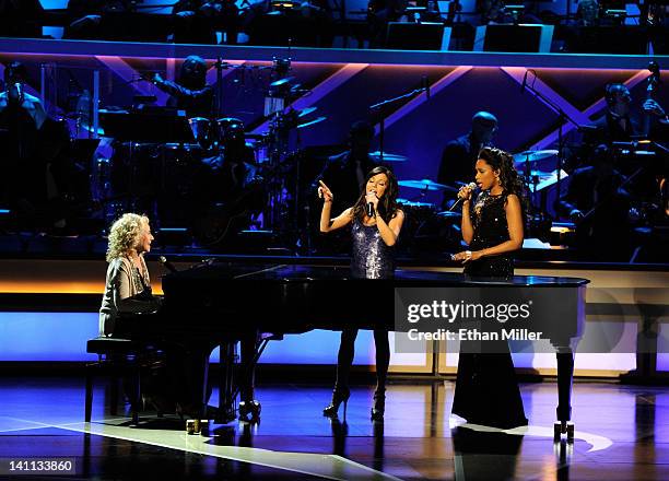 Recording artists Carole King, Martina McBride and Jennifer Hudson perform during the opening night of The Smith Center for the Performing Arts on...