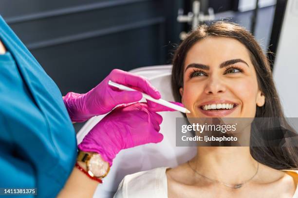 Using Dr. Check Doctor Check Patient Drawing Photos and Premium High Res Pictures ...