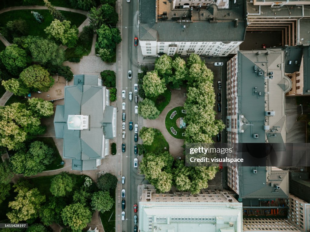Top down drone shot of a park in Punavouri Helsinki