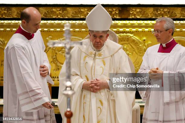 Pope Francis arrives at the National Shrine of Sainte-Anne-de-Beaupre to celebrate mass on July 28, 2022 in Sainte-Anne-de-Beaupre, Canada. Pope...