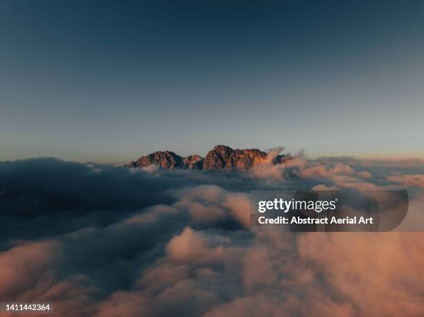 Cloud On Ridges 77 Ridge (Meteorology) Stock Photos, High-Res Pictures, and Images ...