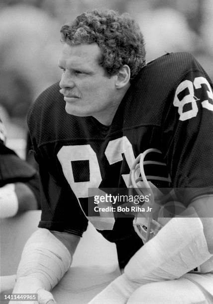 Raiders Ted Hendricks takes a break during AFC Playoff game, January 15, 1983 in Los Angeles, California.