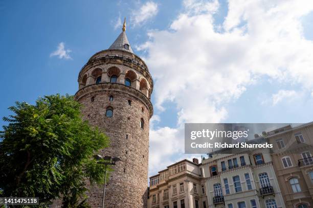 galata tower, istanbul, turkey - istanbul stockfoto's en -beelden