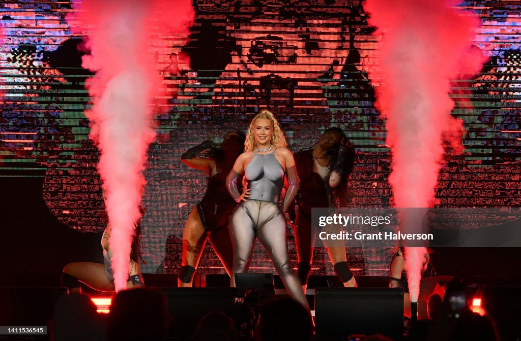 Pitbull "Can't Stop Us Now" Summer Tour - Raleigh, NC