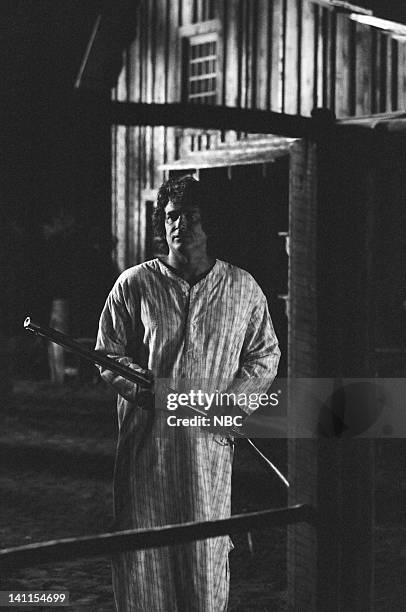 Potentieel drinken Gemeenten PRAIRIE -- "The Creeper of Walnut Grove" Episode 6 -- Aired --... News Photo - Getty Images Potentieel drinken Gemeenten PRAIRIE -- "The Creeper of Walnut Grove" Episode 6 -- Aired --... News Photo - Getty Images
