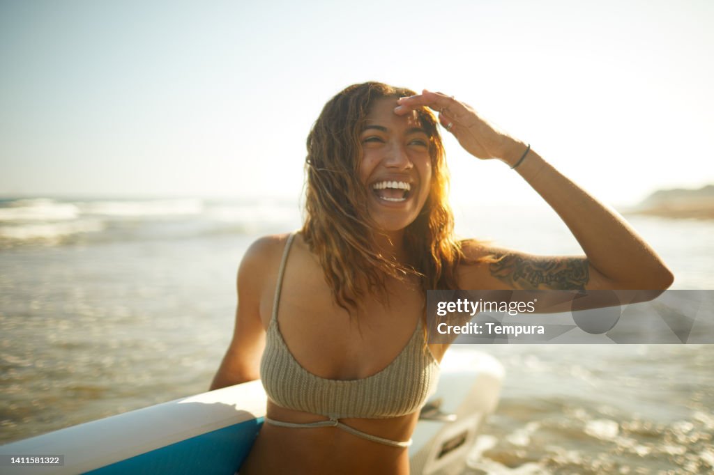 Paddle surf