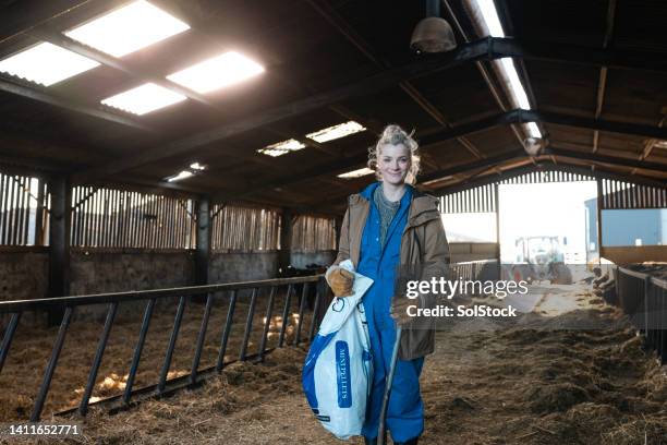 ready to work - farm worker stock pictures, royalty-free photos & images