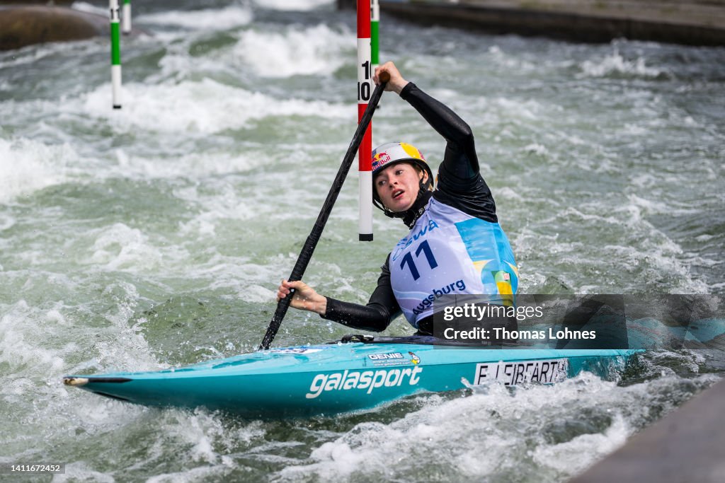 Evy Leibfarth of USA completes the Women's Canoe Heats Run 1 during