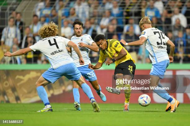 Donyell Malen of Borussia Dortmund scores their team's first goal during the DFB Cup first round match between TSV 1860 München and Borussia Dortmund...
