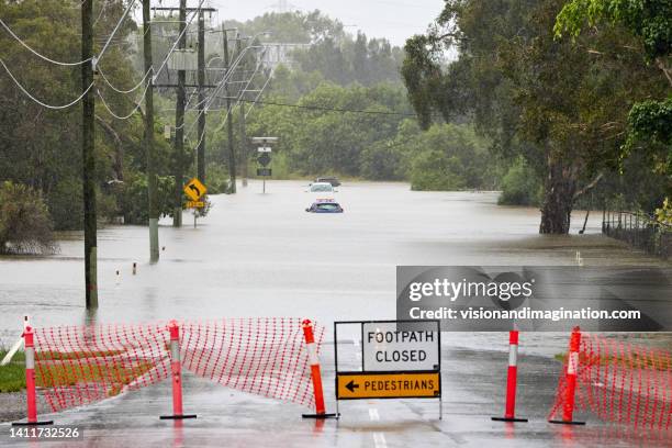 australian floods due to la niña - queensland ストックフォトと画像