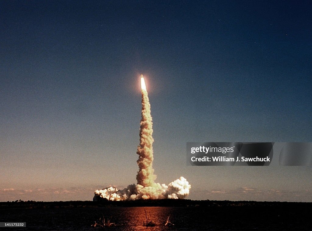 Launch of space shuttle atlantis
