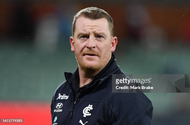 Michael Voss coach of the Blues during the round 20 AFL match between the Adelaide Crows and the Carlton Blues at Adelaide Oval on July 30, 2022 in...